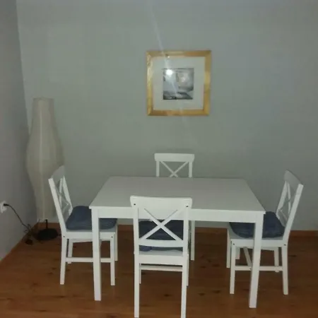 Mieszkanie Sosnowe Apartment *